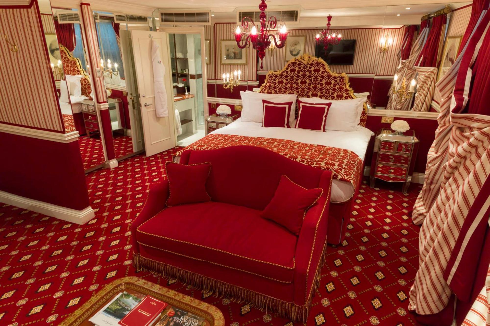Rubens At The Palace Londen Buitenkant foto A suite at the hotel