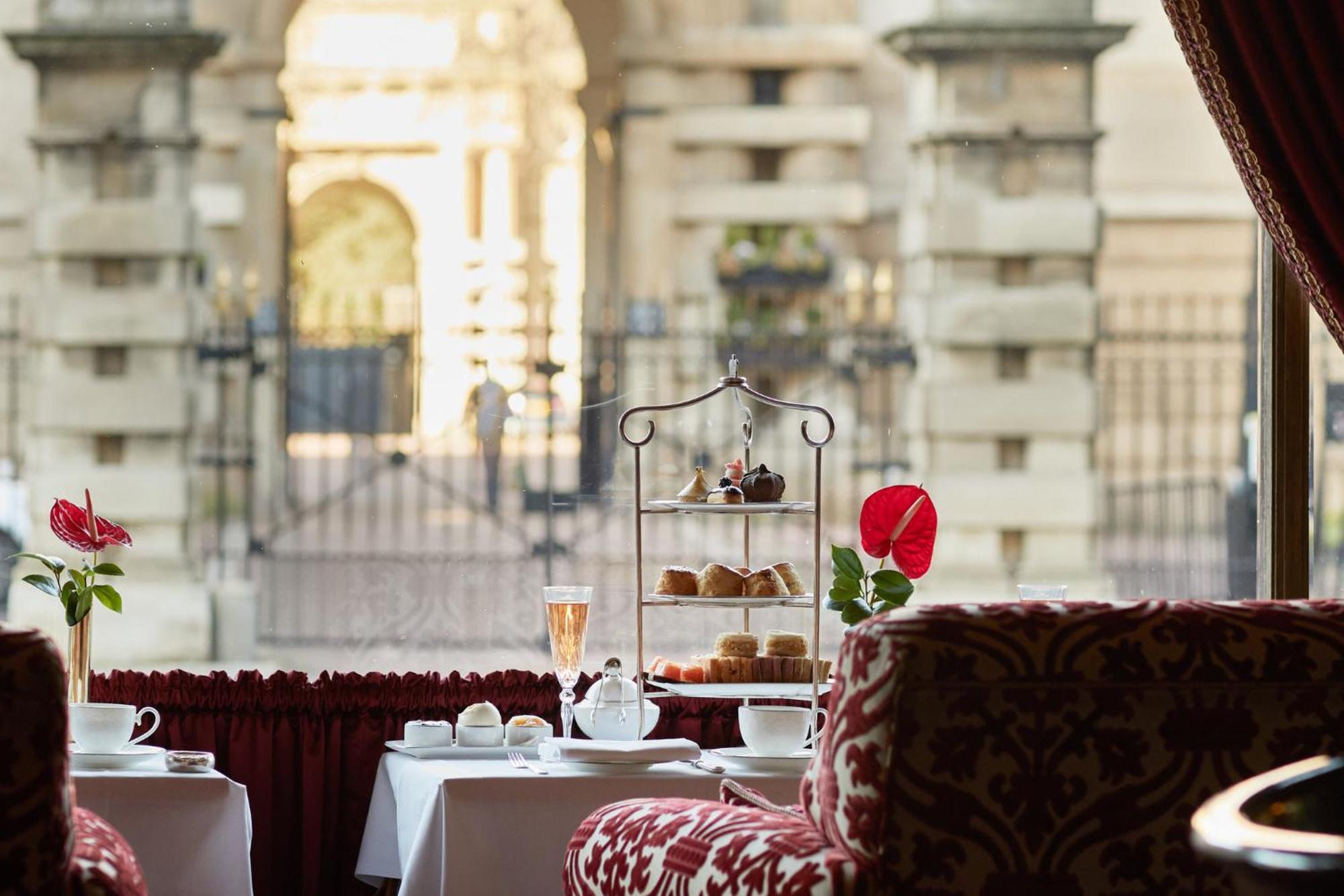 Rubens At The Palace Londen Buitenkant foto Afternoon tea at the Ritz